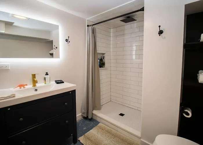 Chi-town Hideout #b - Near Metra Apartamento Berwyn